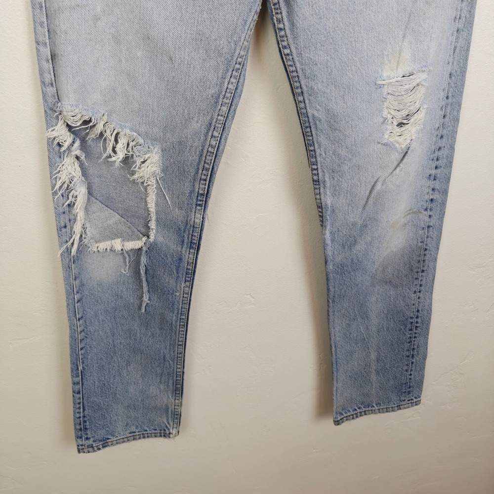 Vintage 90s Levi's 505 Jeans Womens 26 Light Wash Distressed Grunge Aesthetic - Picture 5 of 15